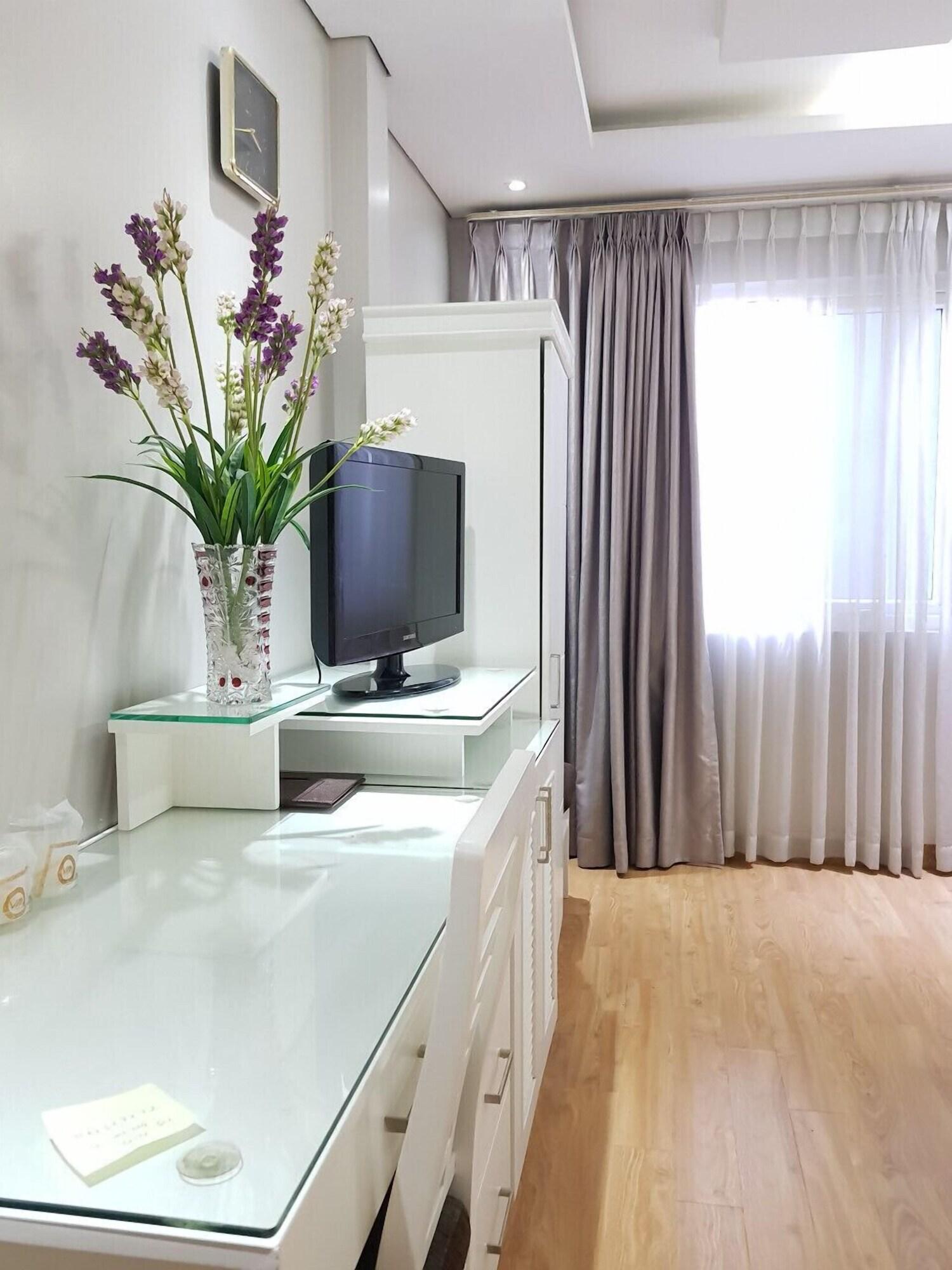 Van Ha Hotel Ho Chi Minh City Exterior photo