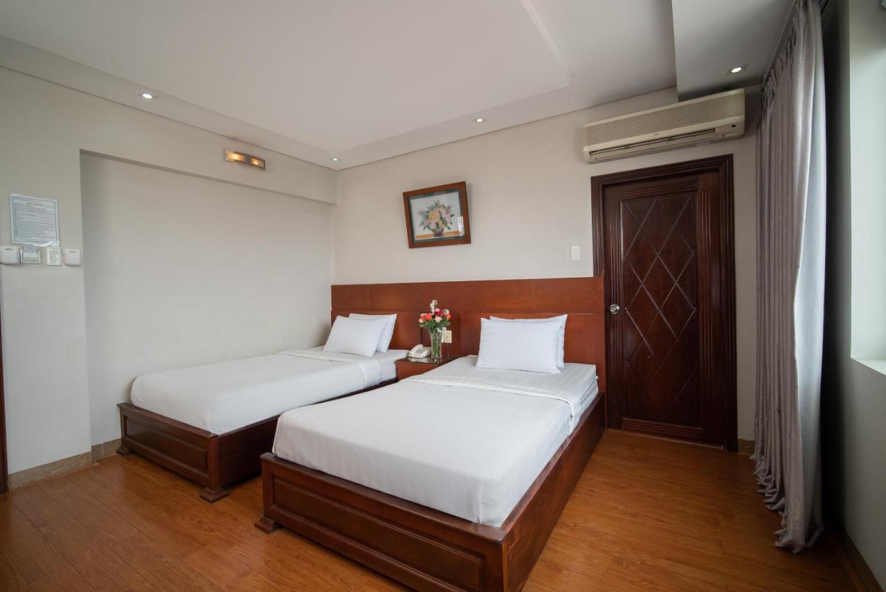 Van Ha Hotel Ho Chi Minh City Exterior photo