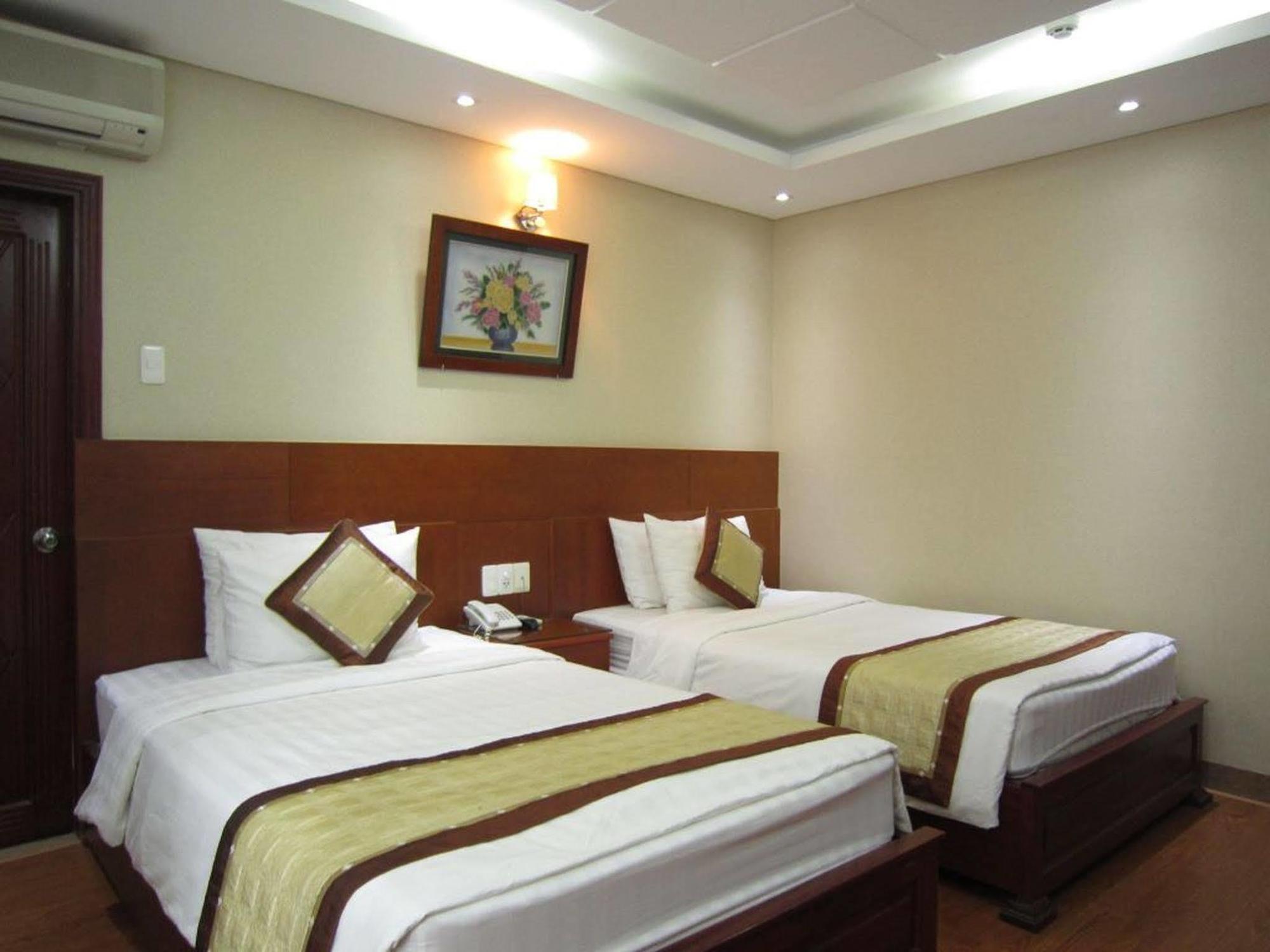 Van Ha Hotel Ho Chi Minh City Exterior photo